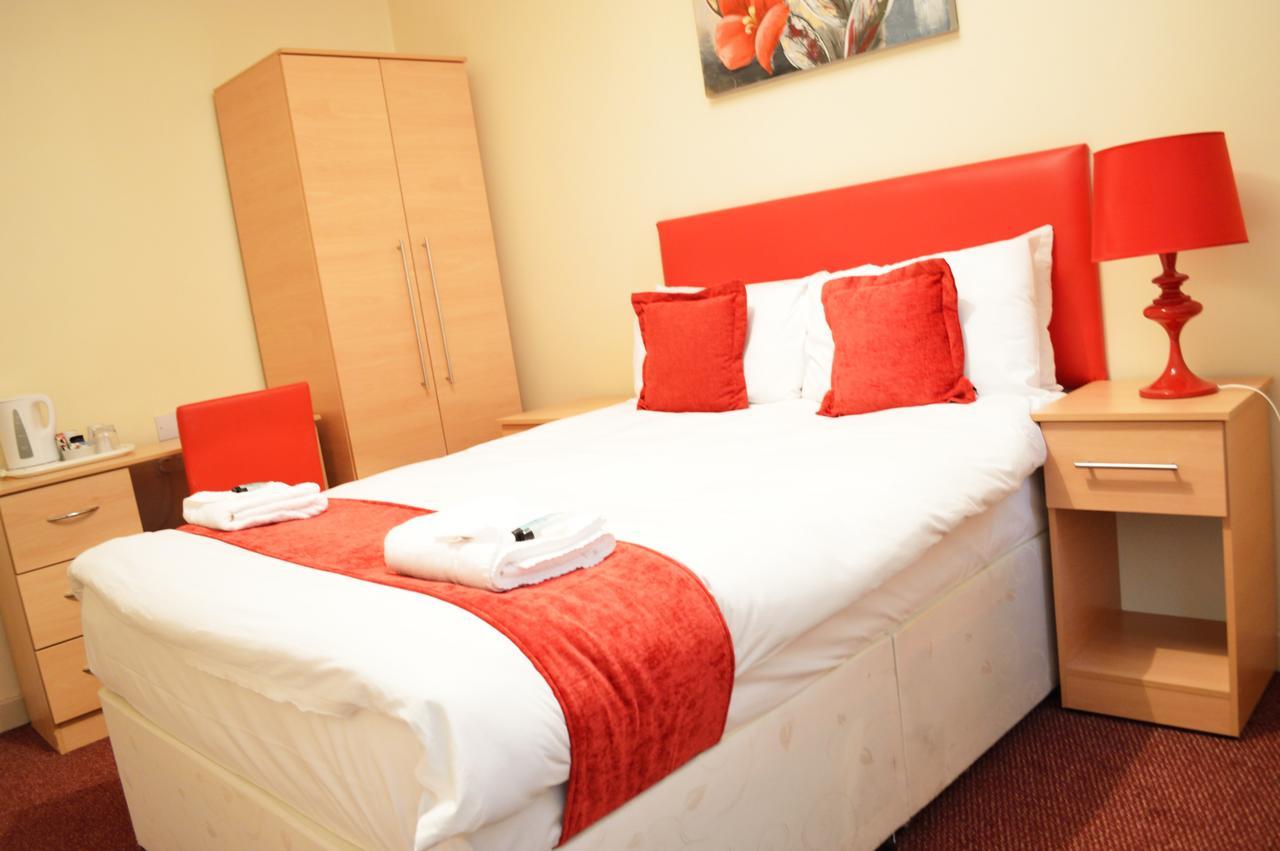 Express Newcastle Отель 3*