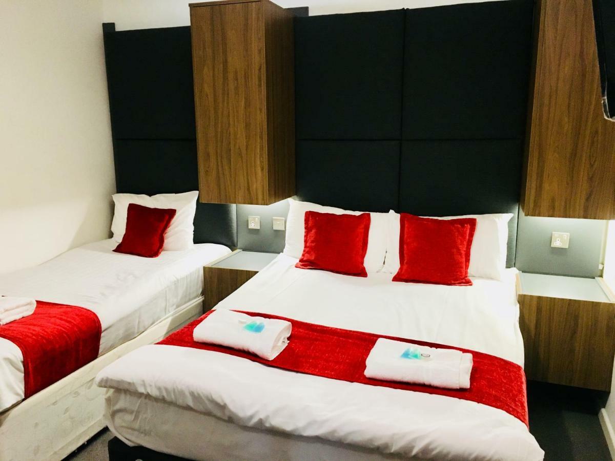 Отель Express Newcastle 3*